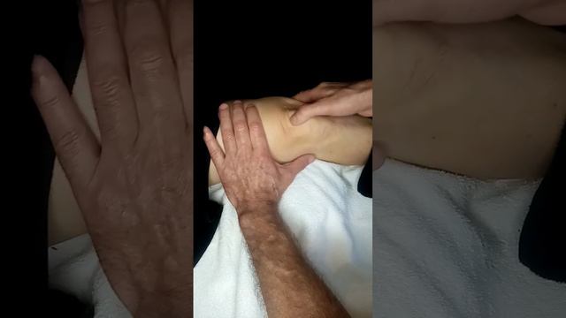 Как убрать наплыв над коленной чашечкой?