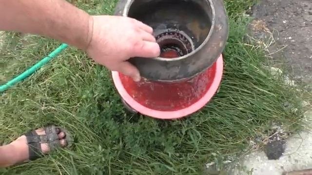 Нашёл скрытые надписи на самоваре / Чистим самовар в электролите / Реставрация самовара (часть-3)