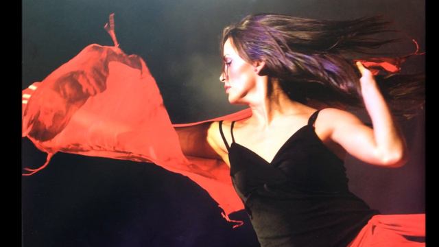 Angelo Branduardi - I santi смотреть онлайн