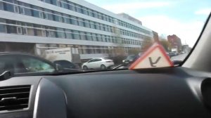 Автонакат - Какие сигналы поворотов включать при парковке.