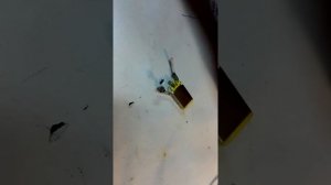 Квадратный (прямоугольный) разъем ноутбукаLenovo. Что внутри? Какой номинал резистора?