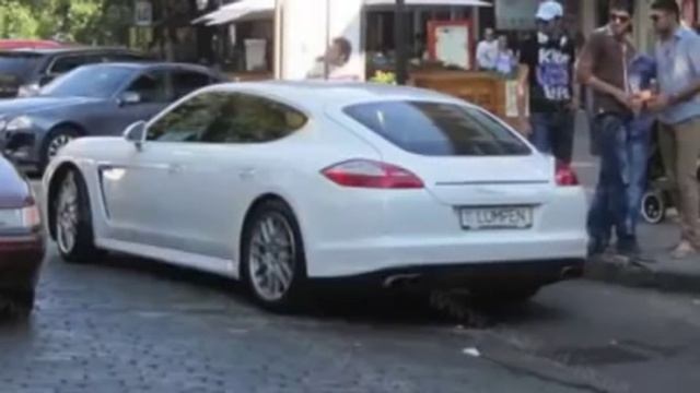 Раздраженный клиент сервиса Porsche смотреть онлайн