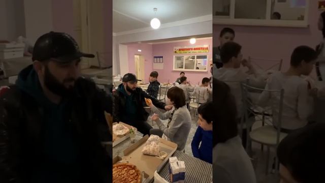 КАК ЖИВУТ ДЕТИ В ДОМЕ ИНТЕРНАТ. смотреть онлайн