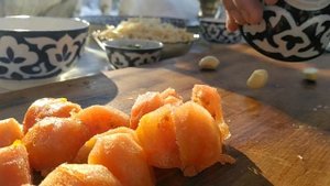 ЖАРЕНЫЙ ЛАГМАН В КАЗАНЕ НА КОСТРЕ