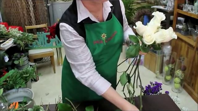 Белые розы: составление букета невероятной красоты своими руками (мастер класс по флористике).