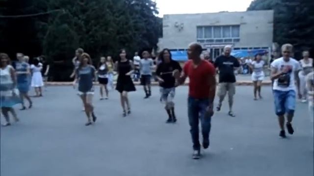 Разминка анимация Criola смотреть онлайн