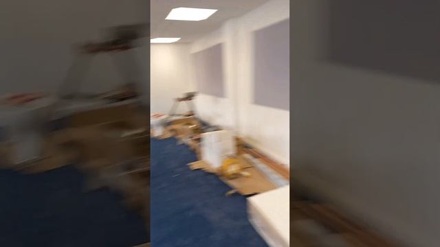 Приехали люди которые будут мыть окна в школе смотреть онлайн