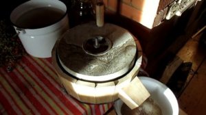 Ручная мельница на каменных жерновах.  Общие сведения \ Hand mill in the mill stone. Overview