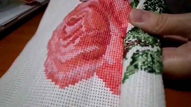 Вышивка крестом для начинающих. Техника полукрест (показ)