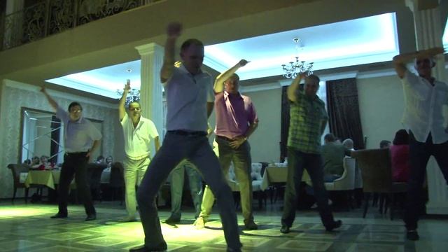 Встреча выпускников юридического факультета "10 лет спустя" смотреть онлайн