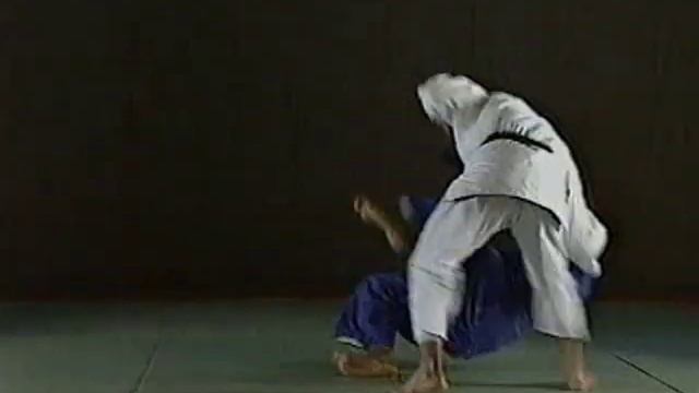 Бросок дзюдо. Модификация задней подсечки смотреть онлайн