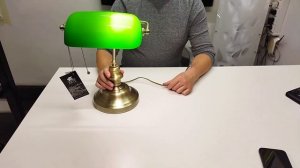 Распаковка настольной лампы Banker от Arte Lamp