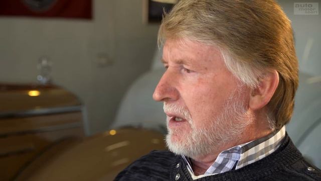 Garagengold Mercedes-Benz 220 Cabriolet - Posen in style in Australien