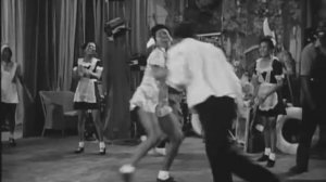 Hellzapoppin' Dance scene on Jumping at the Woodside. (Better quality)