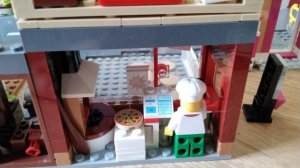 Типичный курьер пиццы. Лего анимация