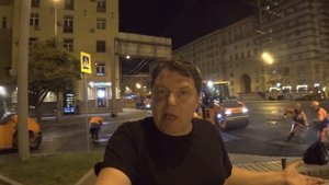 Стоимость одной тонны асфальта в Москве 8 тыс. рублей.