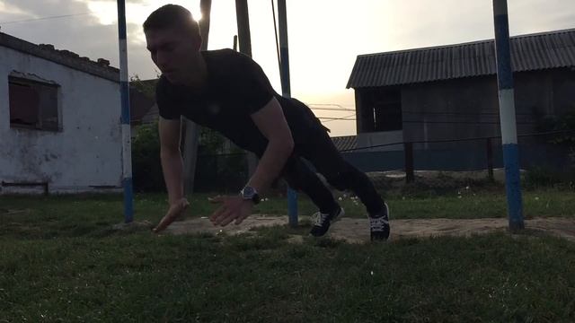 Топ-10 эффективных отжиманий(лучшие упражнения) смотреть онлайн