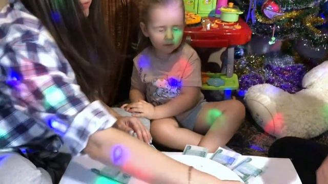 новый челлендж для семьи|крути барабан игра| смешные задания от Мамы|СМЕШНАЯ СЕМЬЯ/задания фанты