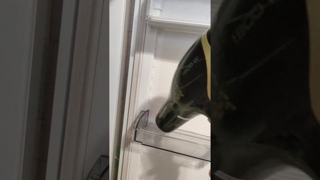 Как ЛЕГКО снять боковую полку в двухкамерном холодильнике Атлант смотреть онлайн