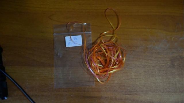 Лента седеф батик (тесьма тесёмка) под ультрафиолетовым фонариком UF для обманок на хариуса ленка смотреть онлайн