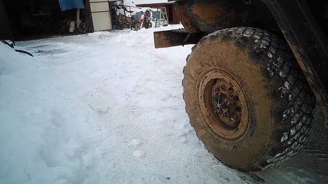 Урал 4320, прокачка тормозов и их проверка.