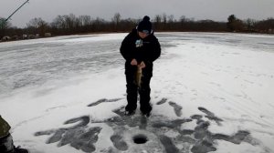 3 Ways of Ice Fishing! Catch Bluegill, Bass, and Pike