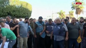 تشييع شهداء من عائلة الزميل وائل الدحدوح من مستشفى شهداء الأقصى في دير البلح