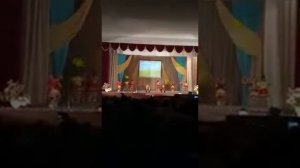 танец посвященный ко дню матери