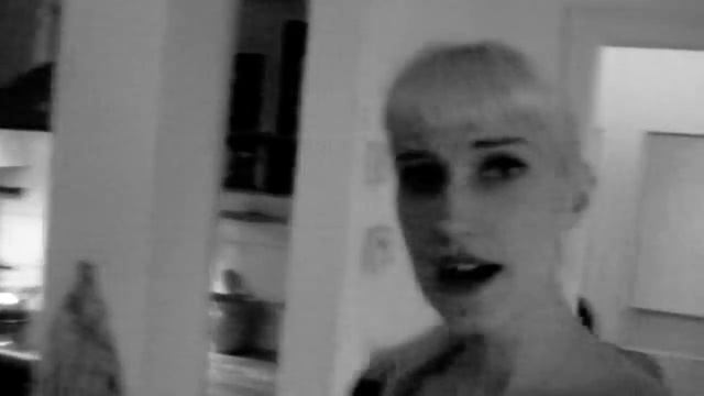 Molly Nilsson "About Somebody"