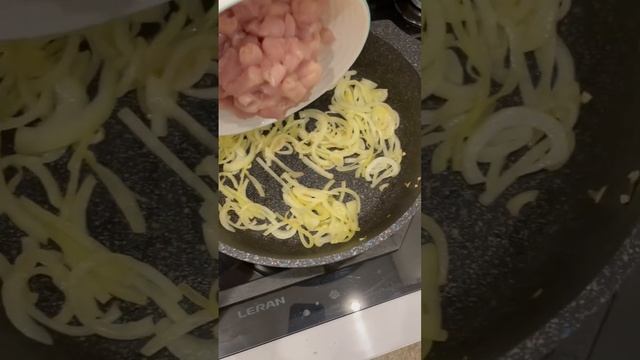 Шаурма с курицей дома Вкусно и сочно #блогер #рецепты #мясо #еда смотреть онлайн