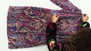 Платье из панбархата для кормящих. Отрезное по линии талии, с оборками и замками для кормления.Обзо