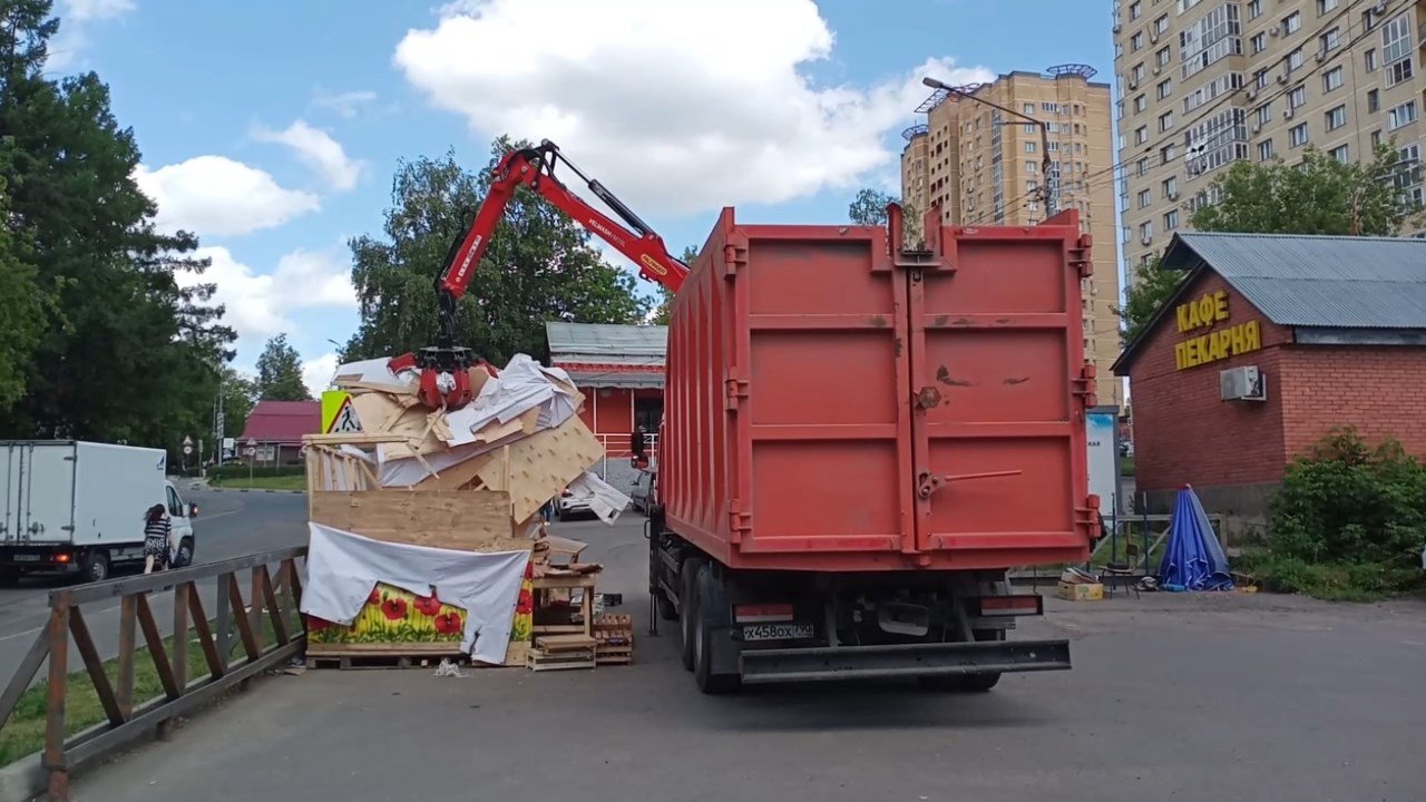 (12+) В Мытищах продолжаются рейды по пресечению незаконной торговли