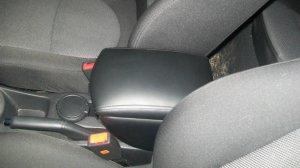 Подлокотник Хёндай Солярис  Hyundai Solaris  2012