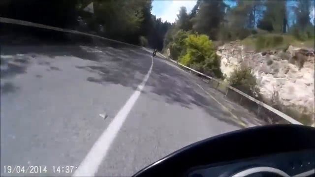 SUZUKI GSR 750 ISRAEL смотреть онлайн