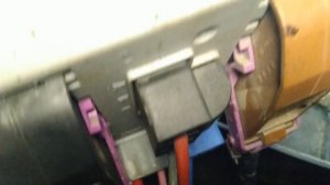 Снятие и установка блока предохранителей. Снятие и установка фишек на фиат Альбеа