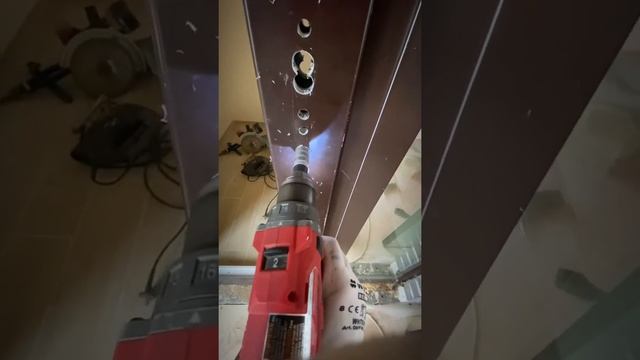 Перевернуть дверь?  Или изменить сторону открывания? смотреть онлайн