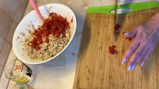 МЮСЛИ ЗАПЕЧЁННЫЕ С ОРЕХАМИ/ГРАНОЛА