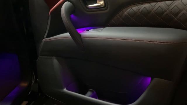 Infiniti QX80 - большой проект. Кожа, алькантара, аквапринт, подсветка, шумоизоляция, анатомия 2022