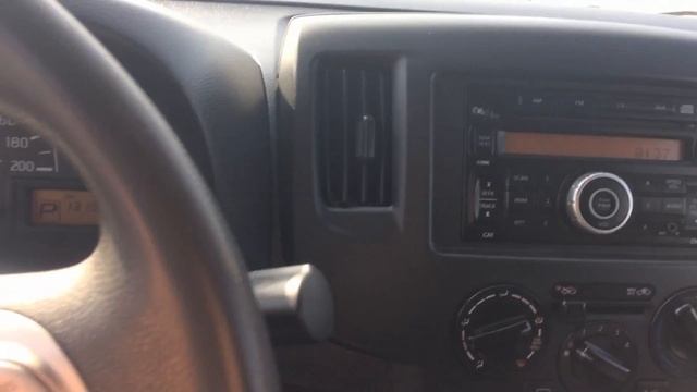 2013 Nissan NV200 смотреть онлайн