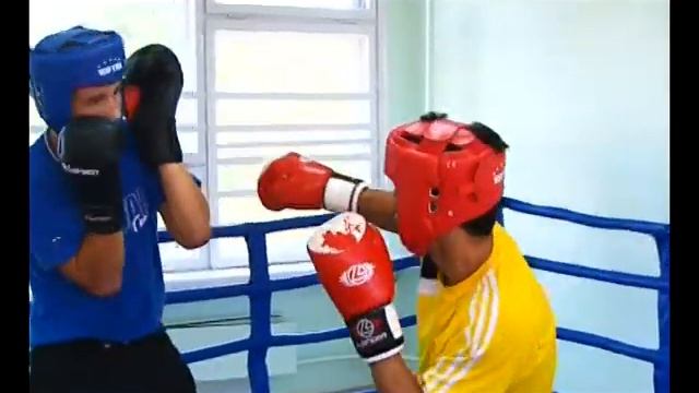 Саяногорский боксер Слабодян прославляет наш город на профессиональном уровне смотреть онлайн