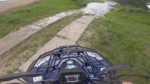 ?TGB Blade 550// Feldwegtour// Wasserdurchfahrt?