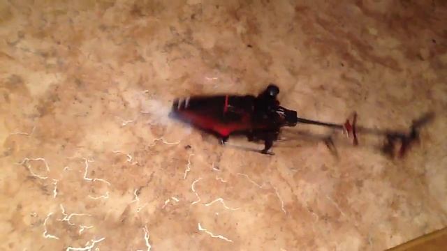 На радиоуправляемом вертолете не работает задний винт смотреть онлайн