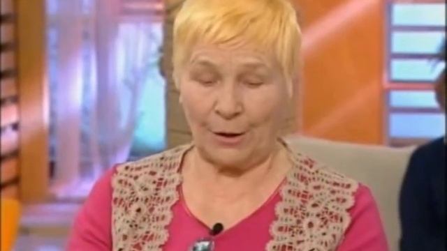 Как лечить шум в голове. Настой хвоща, шиповника и ромашки. смотреть онлайн