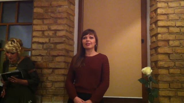 Hanna Aŭčyńnikava čytaje Arsieńnievu смотреть онлайн