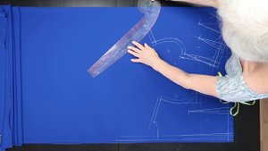 Строим выкройку на ткани 2.  Лиф и рукав. Школа кроя и шитья Галины Коломейко. #shorts