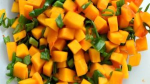 Киш с тыквой и зеленым луком в сырной заливке