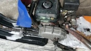 САМОДЕЛЬНЫЙ МОТОСНЕГОКАТ С ДВИГАТЕЛЕМ ОТ МОТОБЛОКА!