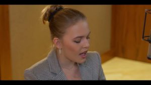 Golden Hour - JVKE (Piano and vocal cover by Emily Linge)