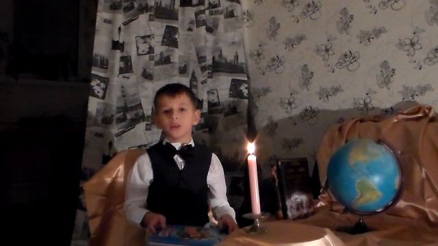 Страна читающая — Игорь Резник читает произведение «Волк и Ягнёнок» И. А. Крылова смотреть онлайн