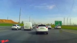 Подставы на дорогах и другие олени за рулем.